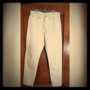 Levi's Jean's. Size 27. NWOT.